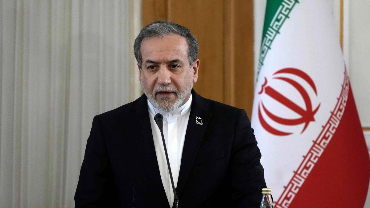 Iranian FM Araqchi Says US Strike on Karaj Bridge Shows Enemy's Defeat