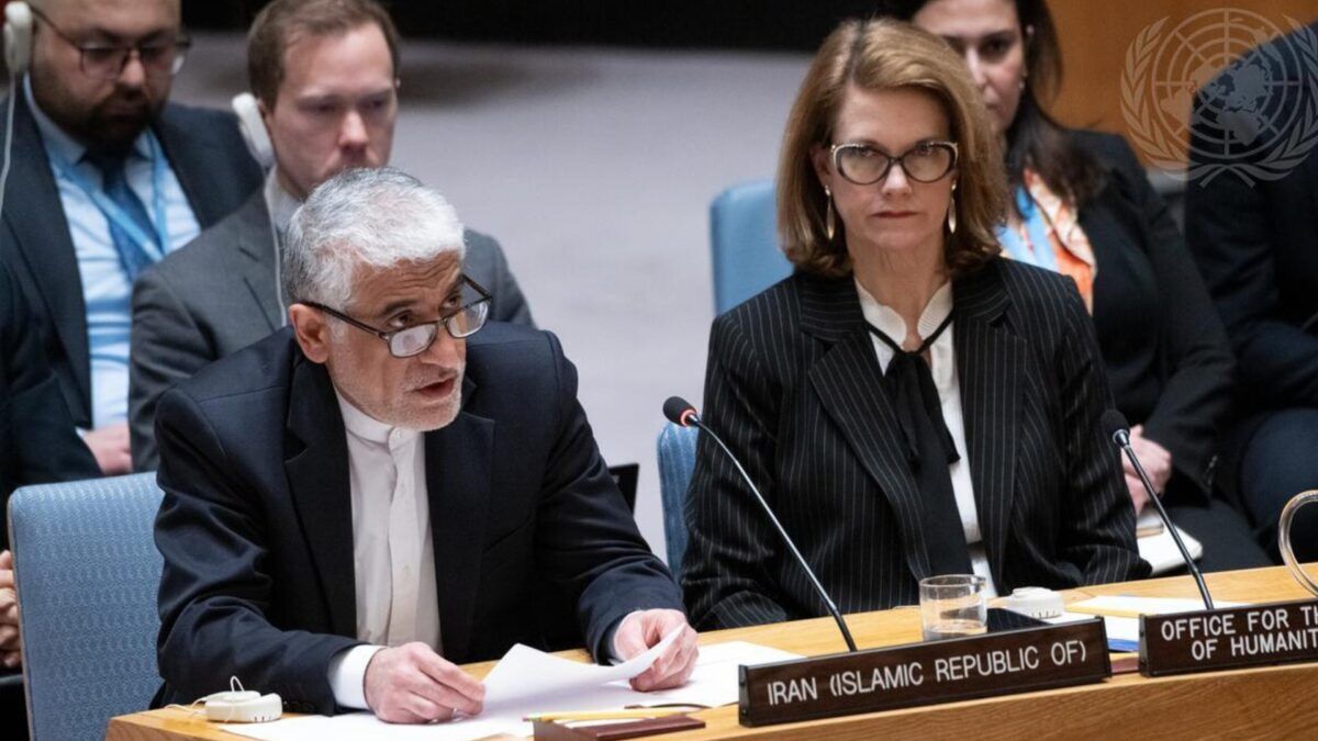 Iran Tells UN All US Bases in Region Legitimate Targets if Attacked Amid Trump Warnings