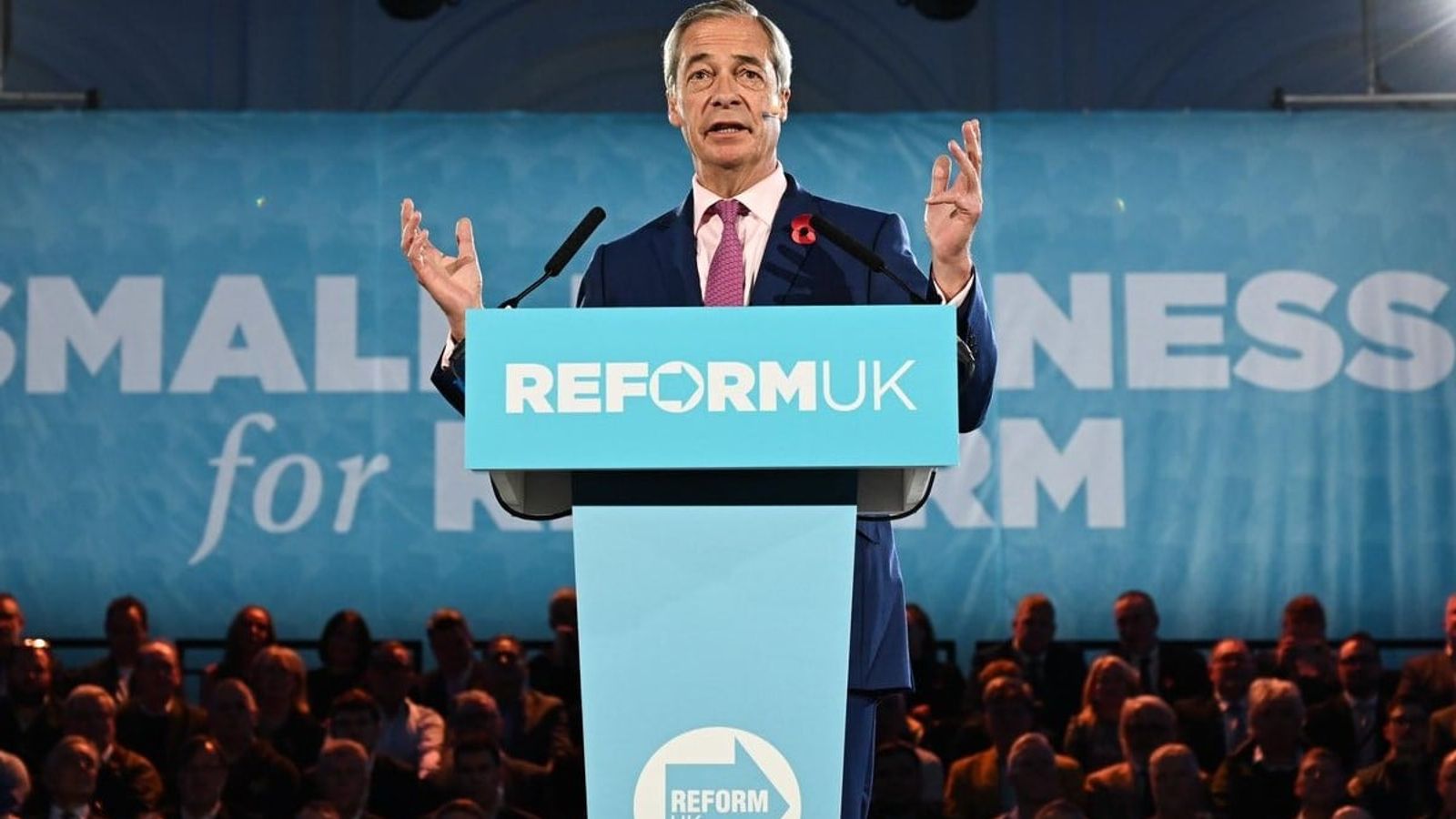 UK Reform Party Leader Claims Preliminary Agreements for Afghan Asylum Seeker Returns