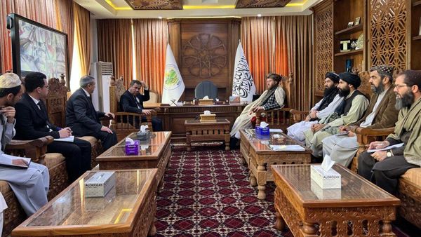 Afghan, Turkmen officials discuss land acquisition for TAPI project route