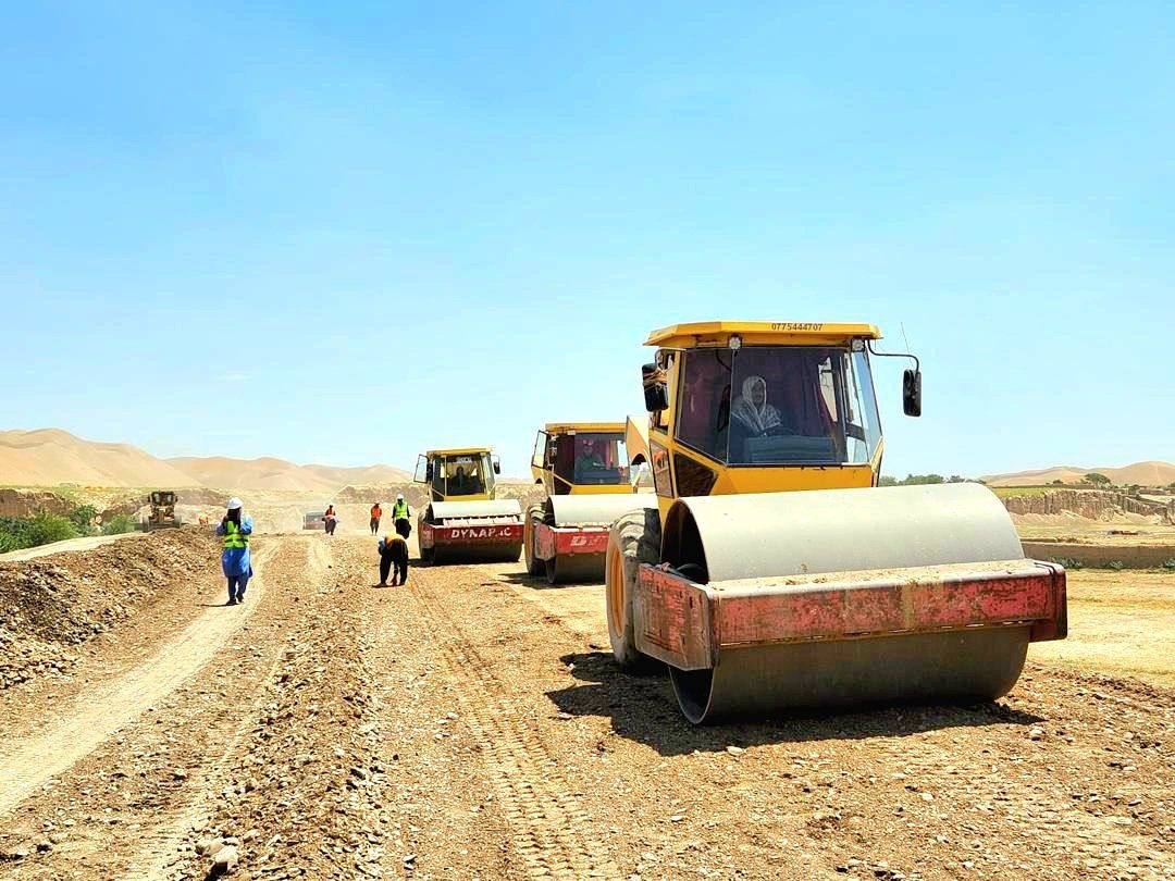 Construction underway on fifth lot of Qaisar-Laman ring road at cost of 1.45 billion afghanis