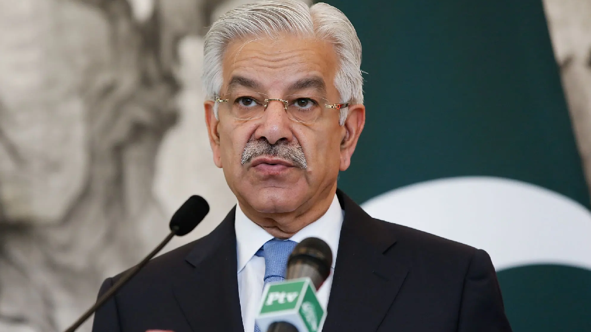Pakistan's Defense Minister Suggests Possible Military Action Against Afghanistan Before Ramadan