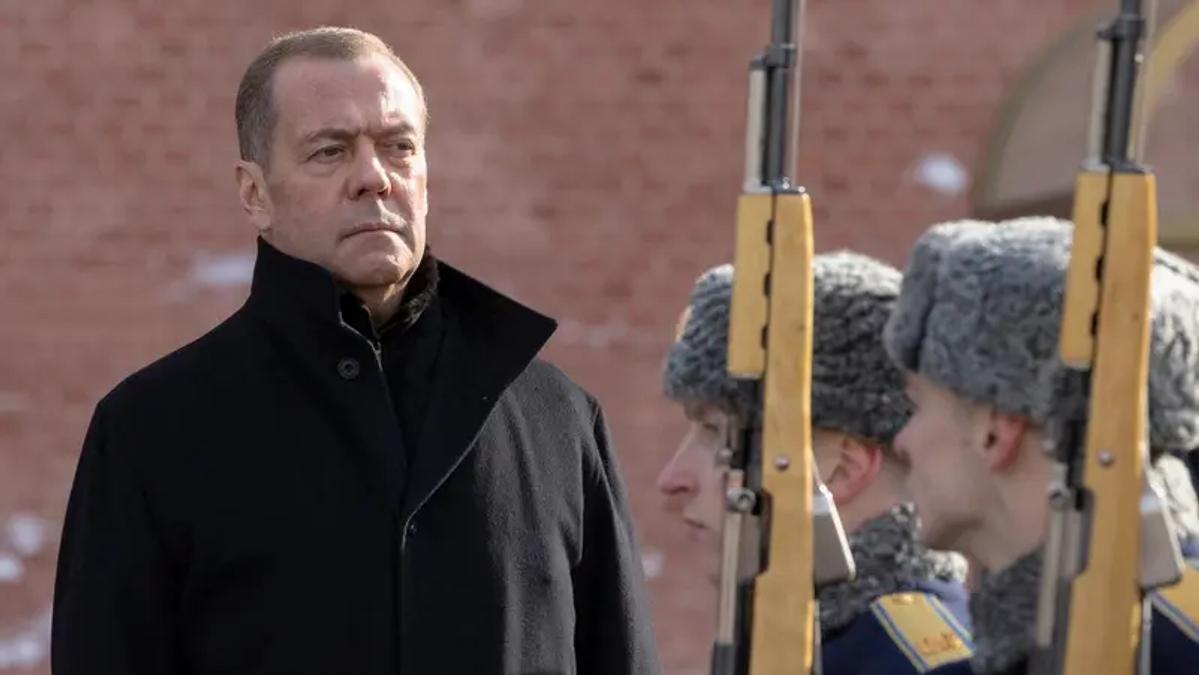 Medvedev Warns EU Could Become 'Worse Than NATO' for Russia