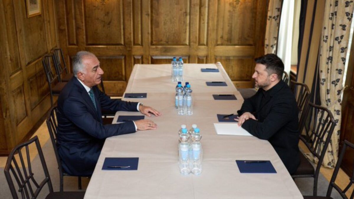 Zelensky meets Reza Pahlavi in Munich, expresses support for Iranian people's struggle