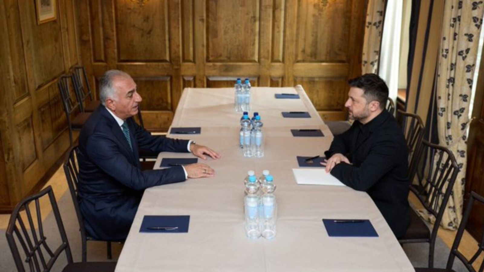 Zelensky meets Reza Pahlavi in Munich, expresses support for Iranian people's struggle