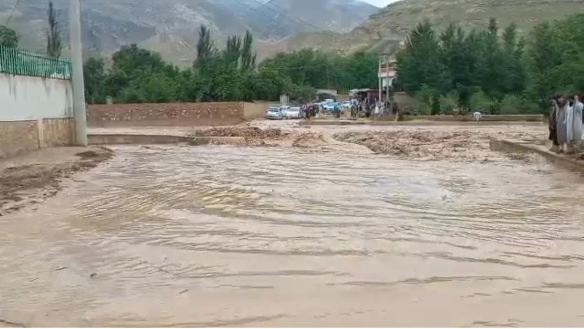 Roads Temporarily Closed in Ghor and Samangan Following Heavy Rains and Flooding