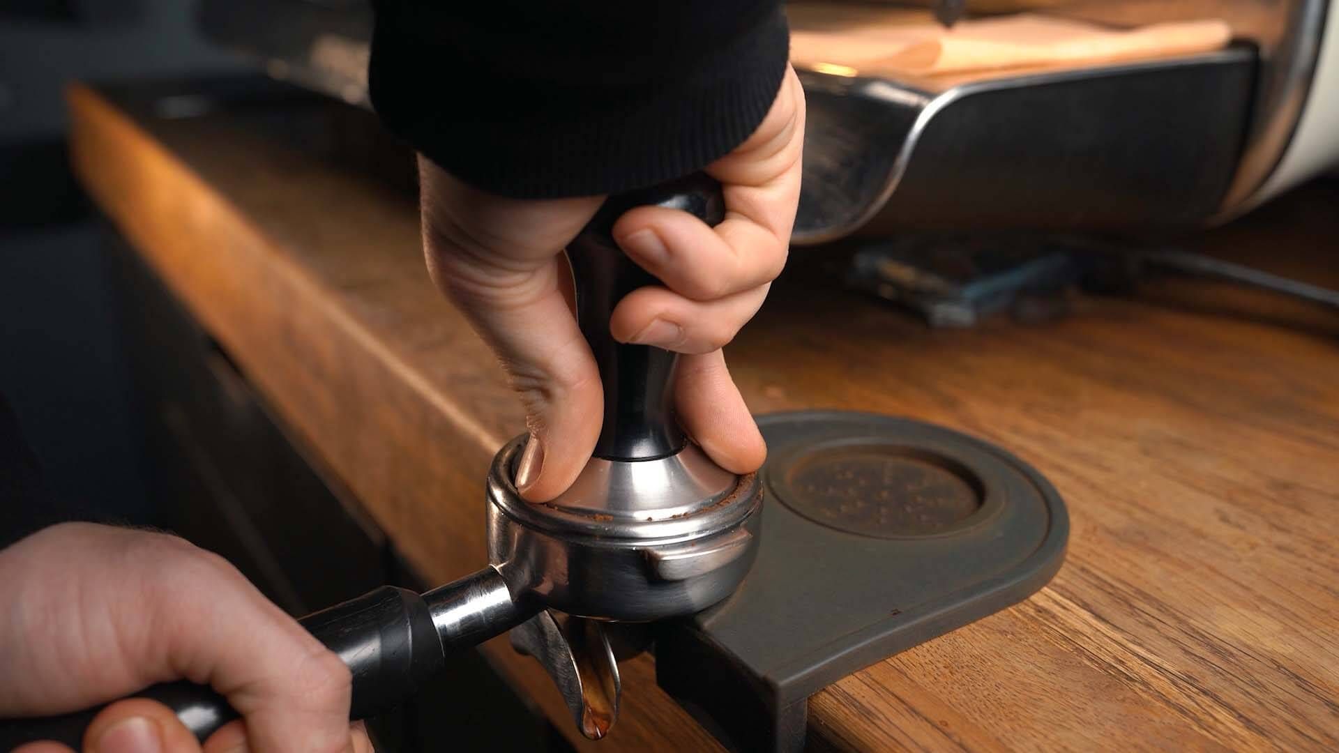 Fresh Black: Connected coffee machines