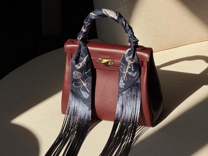 Leathers of the Year: Tradition and Renewal at Hermès