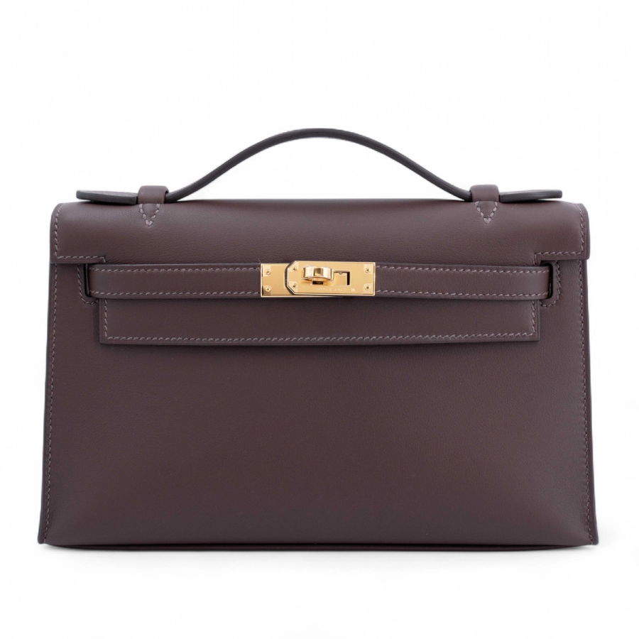 Kelly Pochette In Swift