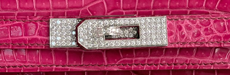 Diamond hardware