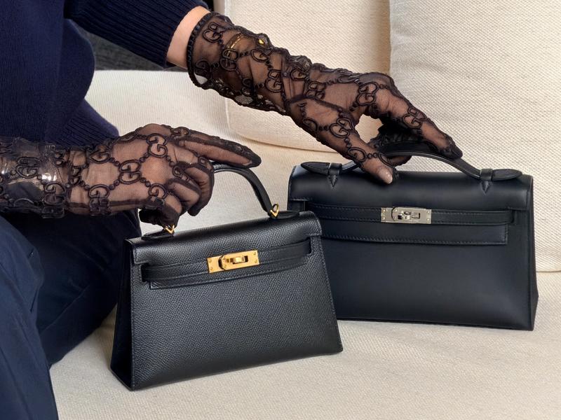 Mini Kelly vs. Kelly Pochette: What Are the Differences?