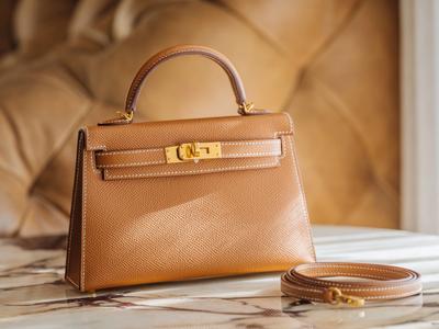 Mini Kelly II: por que o menor modelo virou o mais disputado