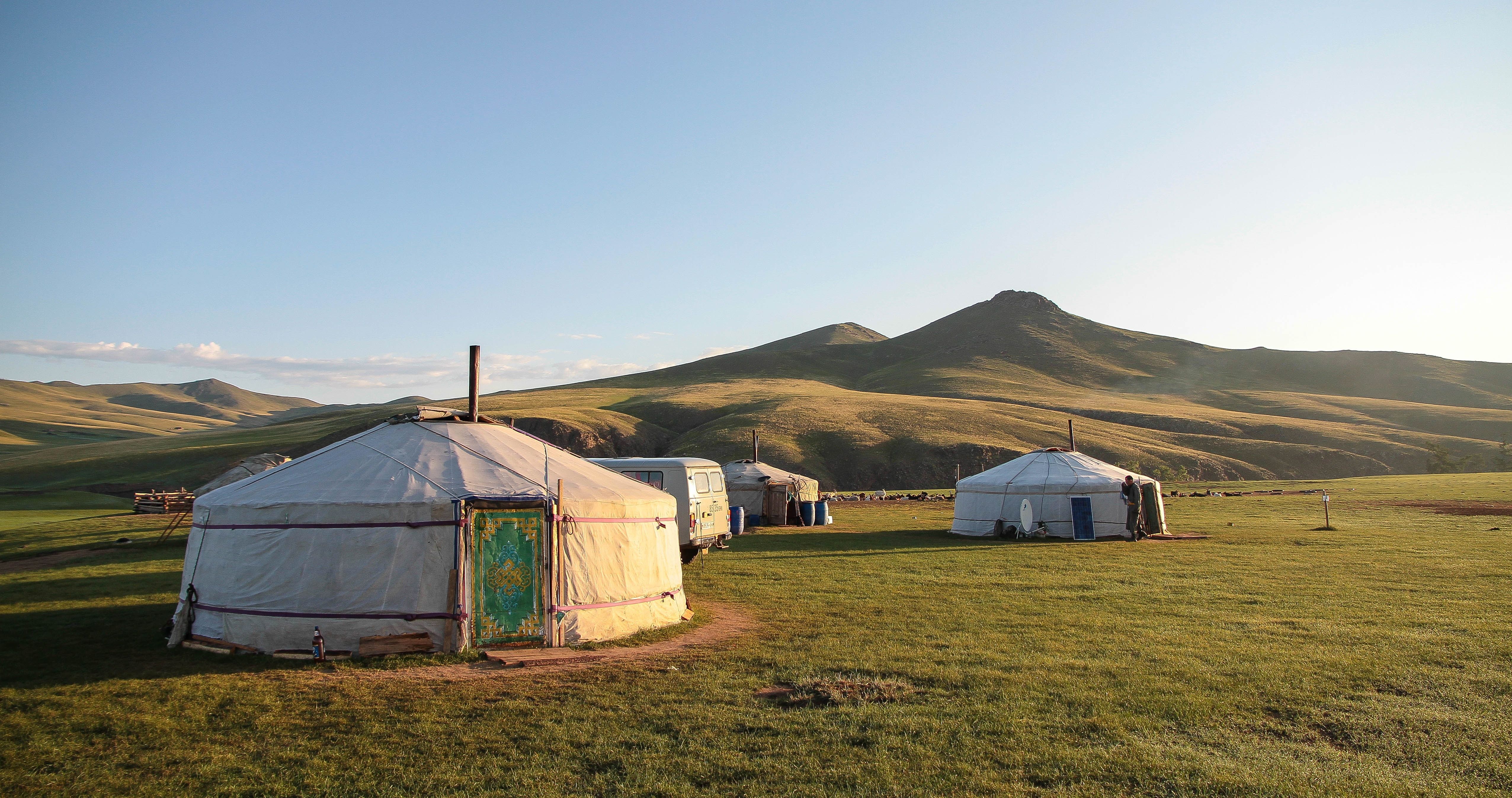 Image principale du blog La yourte mongole : tout savoir sur la ger, la maison des nomades
