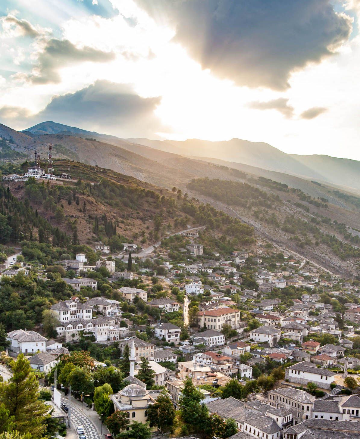 image secondaire du voyage Plongez au cœur des Balkans : Une immersion inoubliable dans la culture traditionnelle albanaise