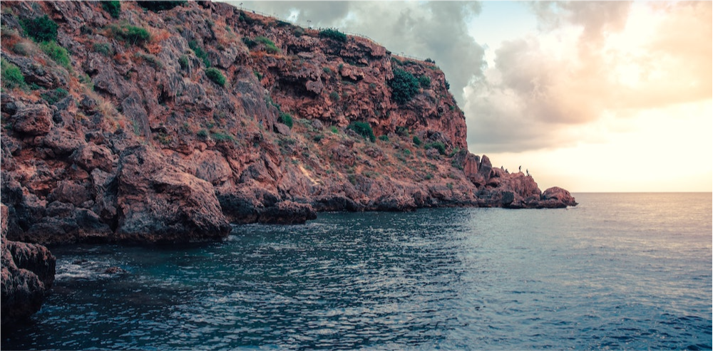 Image principale du blog Les plus beaux sites de la Méditerranée accessibles seulement à pied