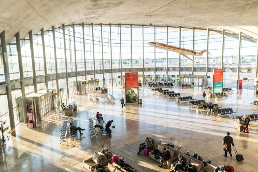 Med f&aring; dagars mellanrum har tre personer efterlysta i Sverige gripits i Valencia och Alicante.