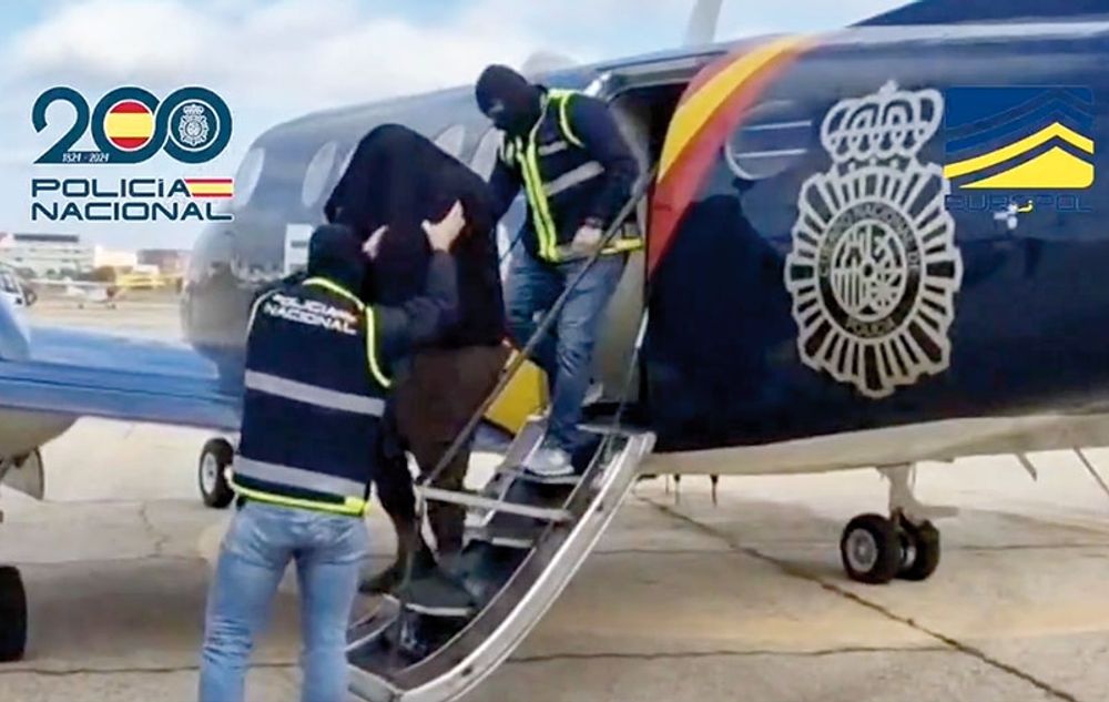 De misst&auml;nkta kopplas till en terroristcell med anknytning till Sahel-grenen av Islamiska staten (Daesh). Foto: Polic&iacute;a Nacional