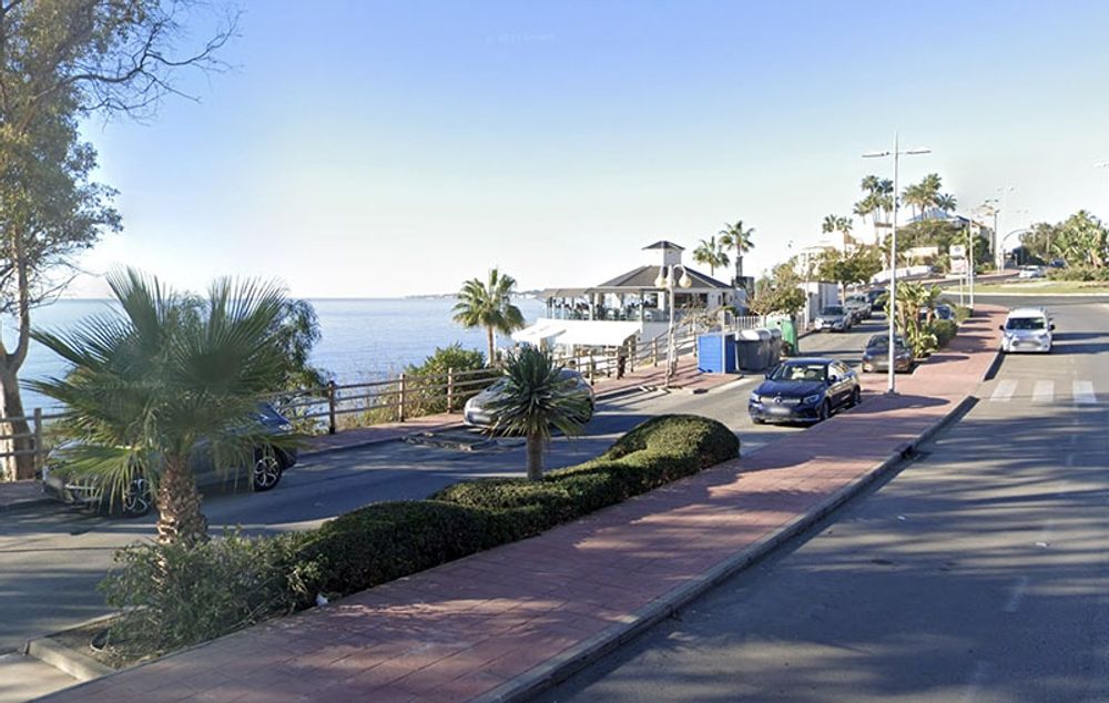 Str&auml;ckan som ska &aring;teruppbyggas g&aring;r mellan Playa de las Yucas och Playa Torrequebrada. Foto: Google Maps