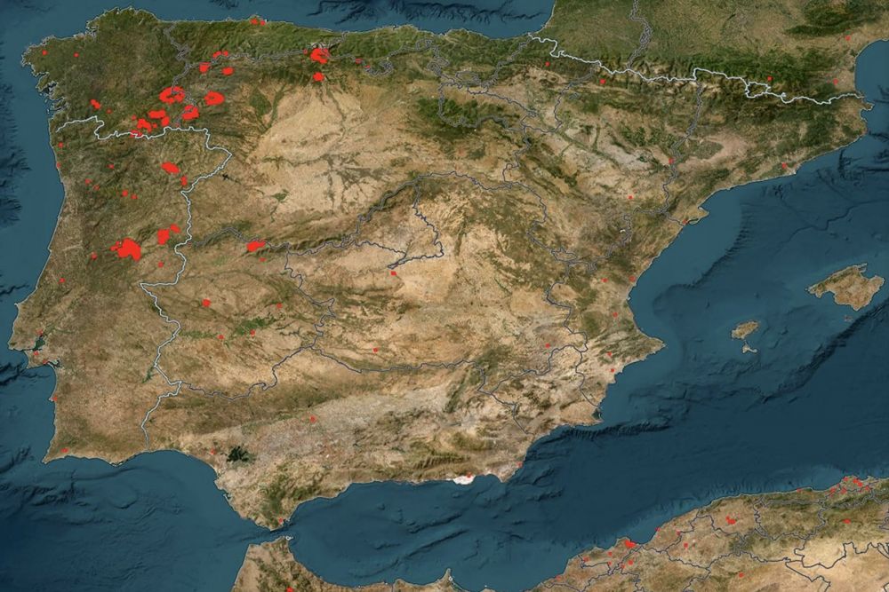 Kartan visar de fortsatt drabbade omr&aring;dena i Spanien och Portugal den 19 augusti. K&auml;lla: NASA
