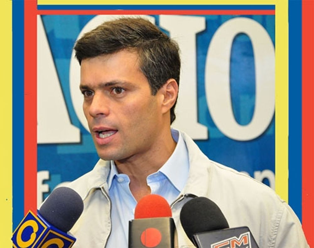 Oppositionsledaren Leopoldo L&oacute;pez har l&auml;mnat sin husarrest och s&ouml;kt skydd p&aring; Spaniens ambassad i Caracas. Foto: A.Davey/Wikimedia Commons