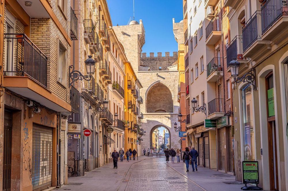 Det &auml;r andra g&aring;ngen som en domstol avsl&aring;r f&ouml;rbudet av turistl&auml;genheter i centrala Valencia.