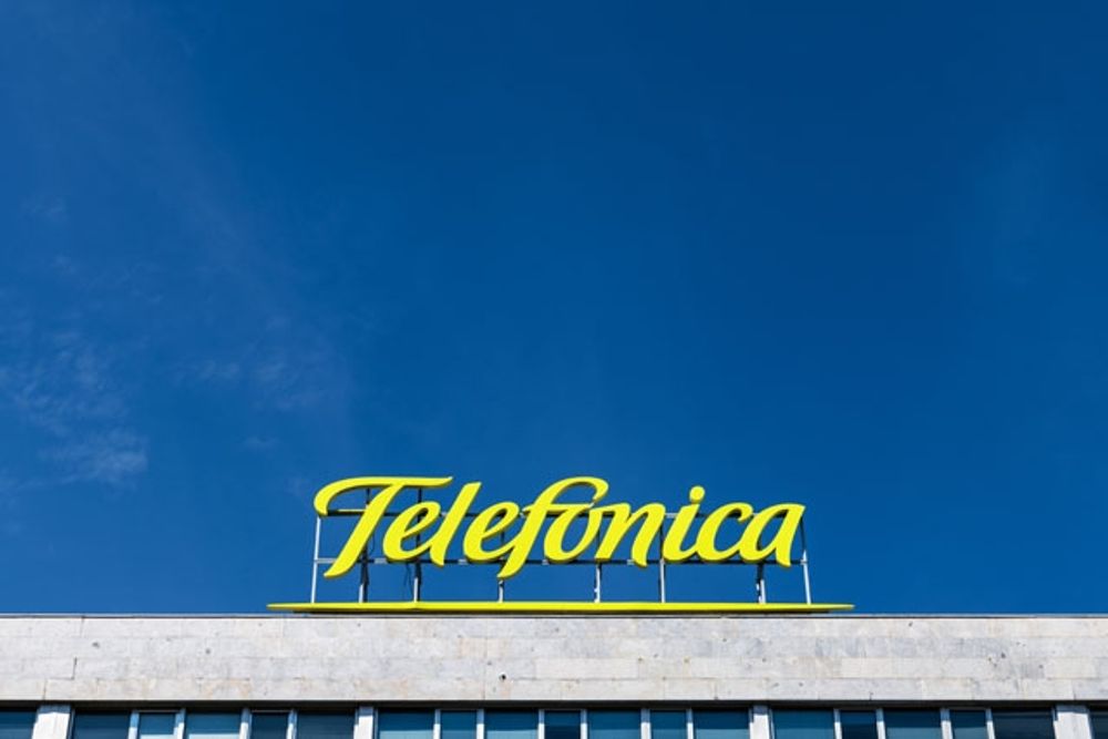 F&ouml;r f&ouml;rsta g&aring;ngen &auml;r en spanjor ordf&ouml;rande f&ouml;r telefonbolagens globala branschorgan GSMA.