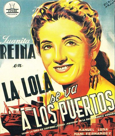 "La Lola se va a los puertos" &auml;r ett k&auml;nt spanskt teaterverk som filmatiserats flera g&aring;nger, men i det h&auml;r fallet &auml;r det Nachos dotter Lola som reser till Sverige f&ouml;r att studera.