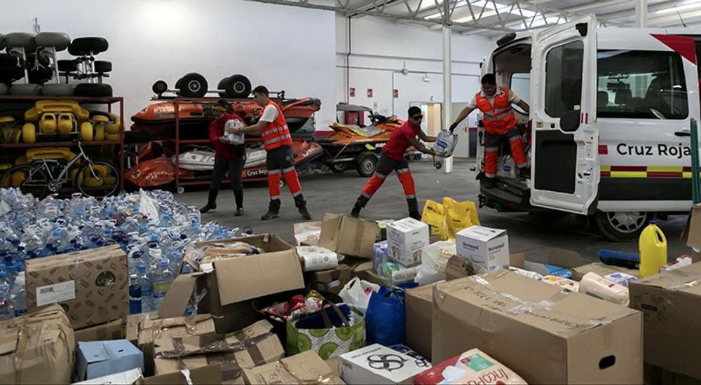 Solidariteten med de drabbade av &ouml;versv&auml;mningarna i Valenciaomr&aring;det &auml;r enorm och all hj&auml;lp beh&ouml;vs. Foto: Cruz Roja Espa&ntilde;ola