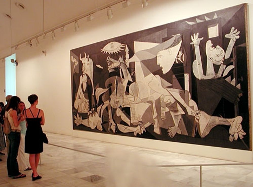 Picassos ber&ouml;mda tavla kunde inte hemf&ouml;rlovas f&ouml;rr&auml;n flera &aring;r efter diktatorn Francos d&ouml;d och h&auml;nger i dag i Centro Reina Sof&iacute;a, i Madrid.