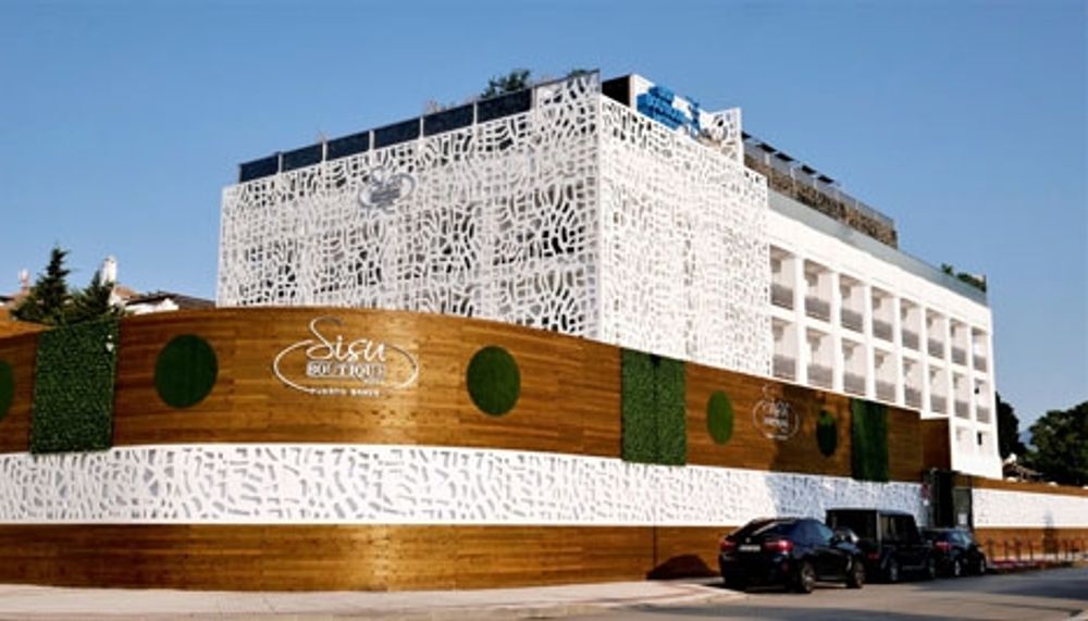 Hotel Sisu ligger mellan Puerto Ban&uacute;s och San Pedro Alc&aacute;ntara. Foto: Devin Rogowski