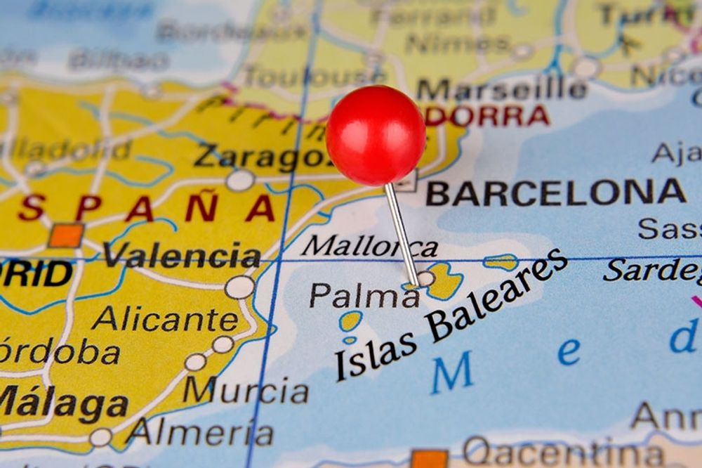 Den spanska medelhavskusten, speciellt vid Balearerna och Costa Blanca, lider s&auml;rskilt av minskade syrev&auml;rden.