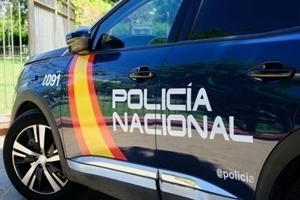 Spansk polis genoms&ouml;kte den bostad som den misst&auml;nkte ligaledaren &auml;ger i Marbella.