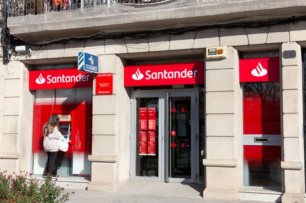 Santander noterar det st&ouml;rsta resultatet 2024 av de sex stora spanska bankerna.