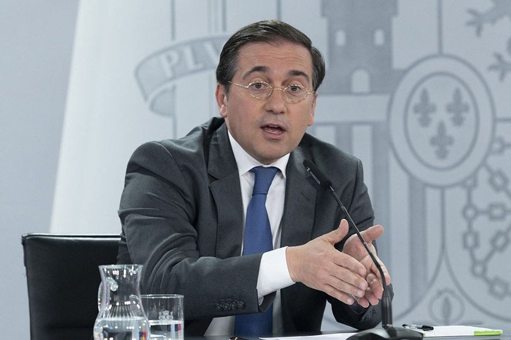 Spaniens utrikesminister Jos&eacute; Manuel Albares bekr&auml;ftar att Spanien ansluter sig till de l&auml;nder som vill st&auml;lla Israels regering tills svars f&ouml;r attacken mot Gaza.