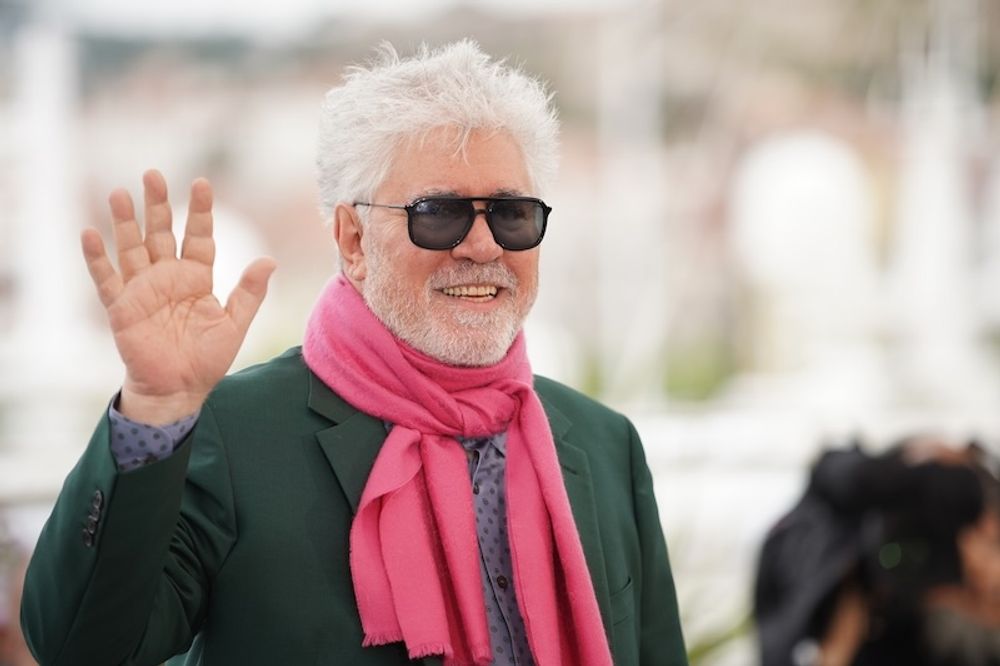 Almod&oacute;var triumferar med sin f&ouml;rsta engelskspr&aring;kiga film.
