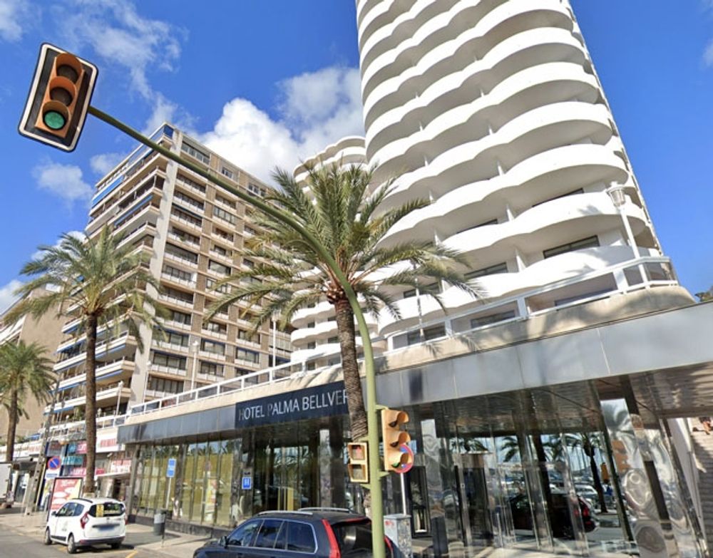 Det r&aring;der snarare r&ouml;tt &auml;n gr&ouml;nt ljus f&ouml;r de ungdomar som befinner sig i karant&auml;n p&aring; Hotel Palma Bellver. Foto: Google Maps