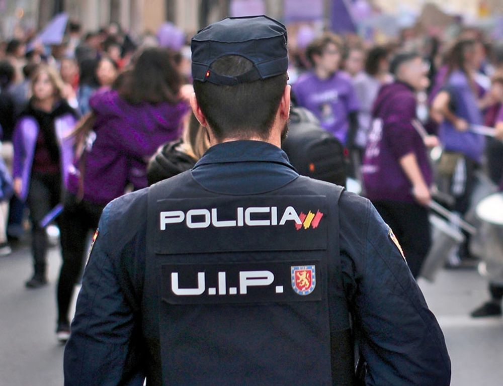 Inrikesdepartementet intygar att polisens infiltrat&ouml;rer verkar lagligt i allm&auml;nhetens intresse. (Arkivbild)
