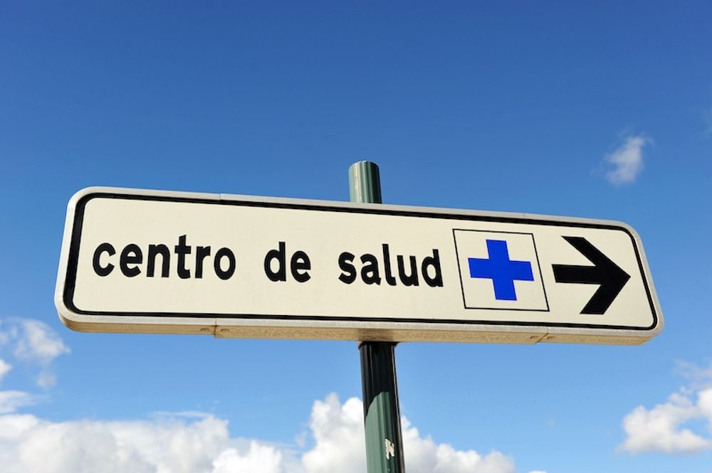De som &auml;r bosatta i Andalusien men inte inskrivna i f&ouml;rs&auml;kringskassan beh&ouml;ver fylla i ett s&auml;rskilt formul&auml;r och l&auml;mna in p&aring; n&auml;rmaste v&aring;rdcentral, om de &ouml;nskar bli vaccinerade mot Covid-19.