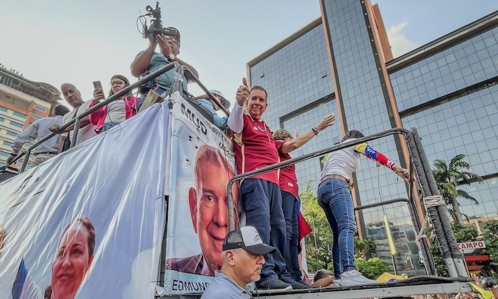 Venezuelas sittande president Nicol&aacute;s Maduro hade beordrat gripandet av oppositionsledaren Edmundo Gonz&aacute;lez, d&aring; denne v&auml;grat erk&auml;nna det officiella valresultatet.