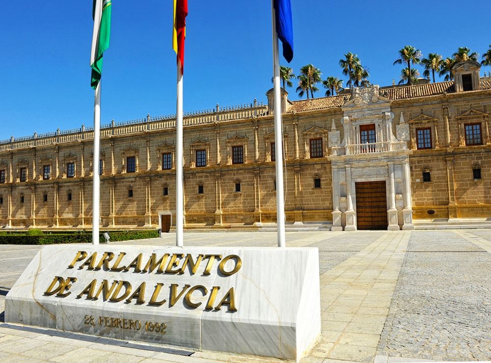 Ett dekret som inf&ouml;rdes av regionstyret i Andalusien 2024 underl&auml;ttar f&ouml;r kommunerna regleringen av turistbost&auml;der.