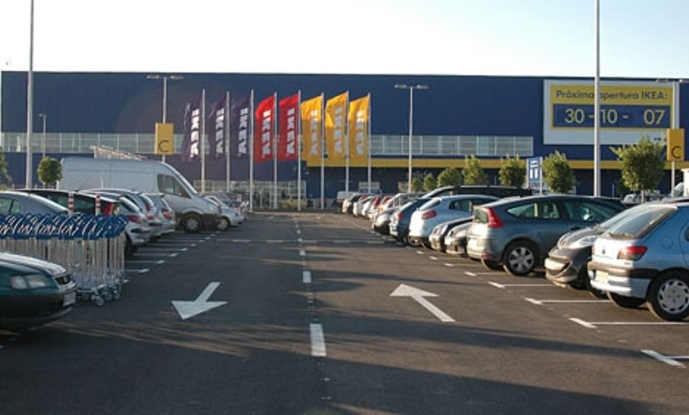 IKEA M&aacute;laga slog upp sina portar f&ouml;rsta g&aring;ngen 30 oktober 2007.