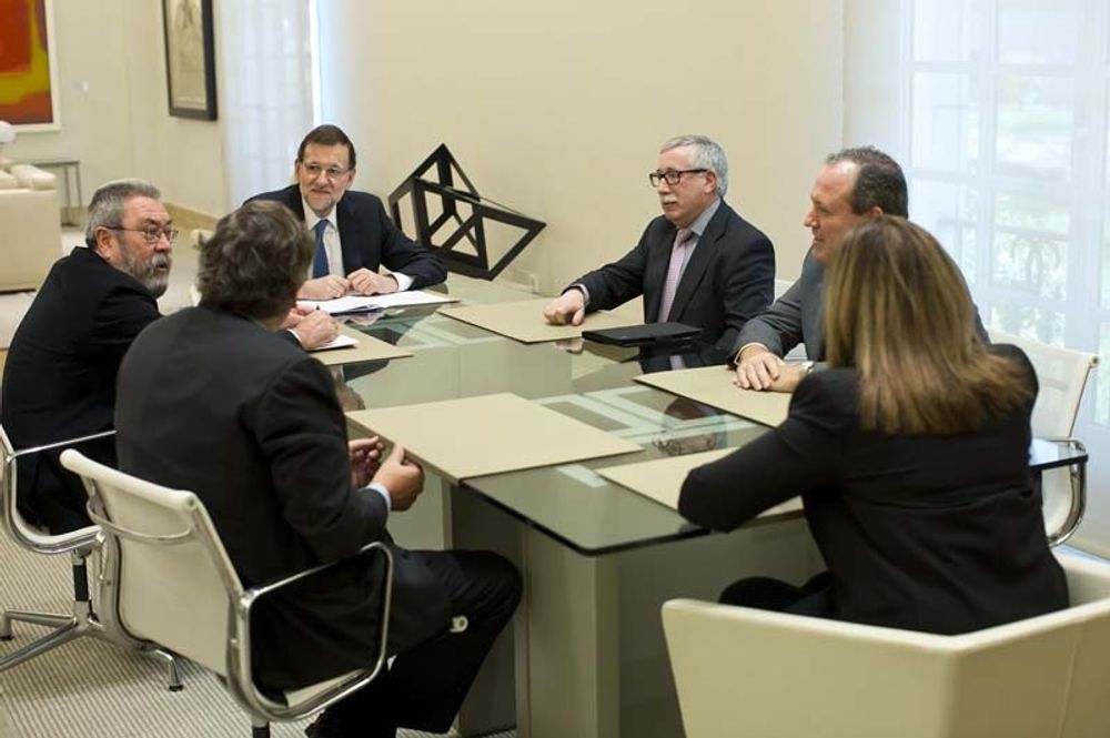 Arbetsmarknadens parter har n&aring;tt ett tre&aring;rsavtal, som inkluderar l&ouml;neh&ouml;jningar. Foto: La Moncloa &ndash;&nbsp;Gobierno de Espa&ntilde;a