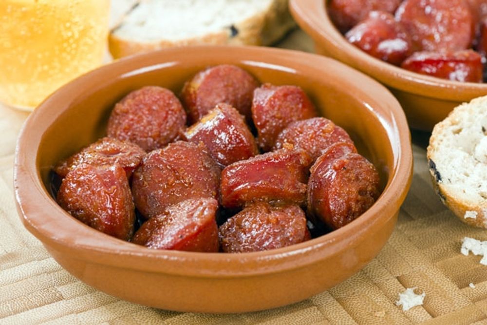 Chorizo a la sidra &auml;r typiskt f&ouml;r Asturien och lika gott som enkelt att laga.