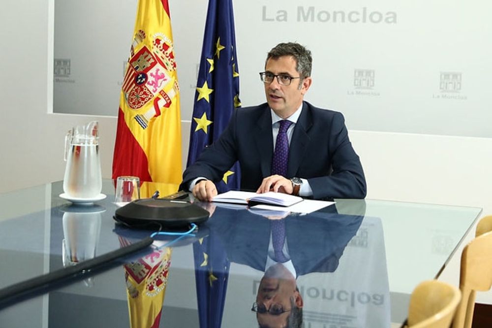 Ministern F&eacute;lix Bola&ntilde;os betonar att den spanska amnestilagen inte kan kringg&aring; internationell r&auml;tt.