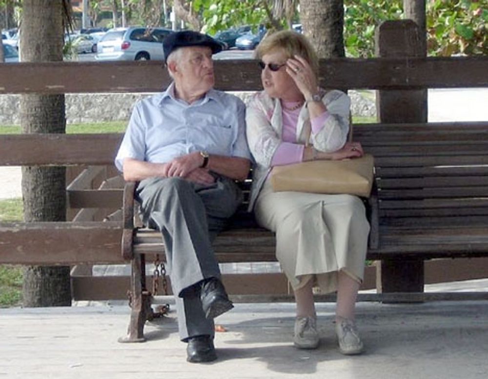 Regeringen &aring;beropar &ouml;verskriden budget f&ouml;r att bromsa ett f&ouml;rslag om h&ouml;jda pensioner n&auml;sa &aring;r. Foto: Katty Warner