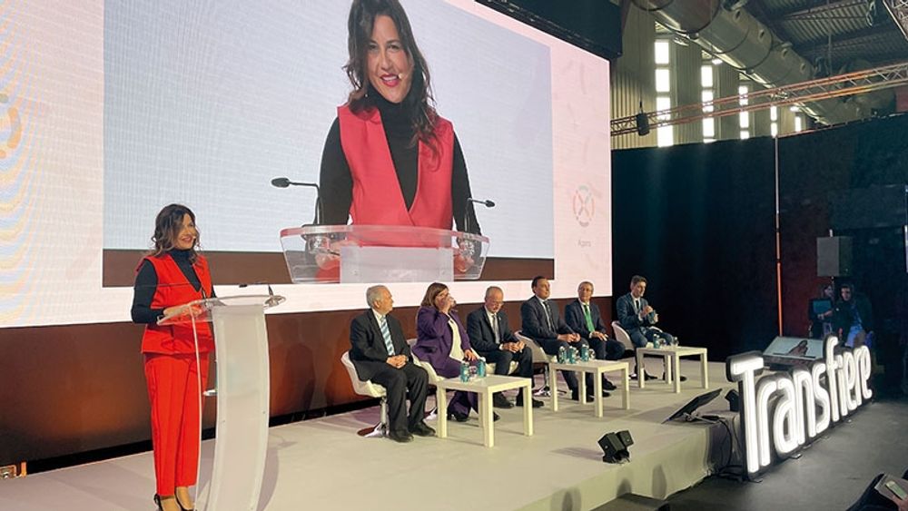 Innovationsm&auml;ssan Transfiere framh&auml;ver den roll som teknologisk utveckling har i M&aacute;laga och verkar f&ouml;r kontakter och utbyte mellan institutioner och f&ouml;retag.