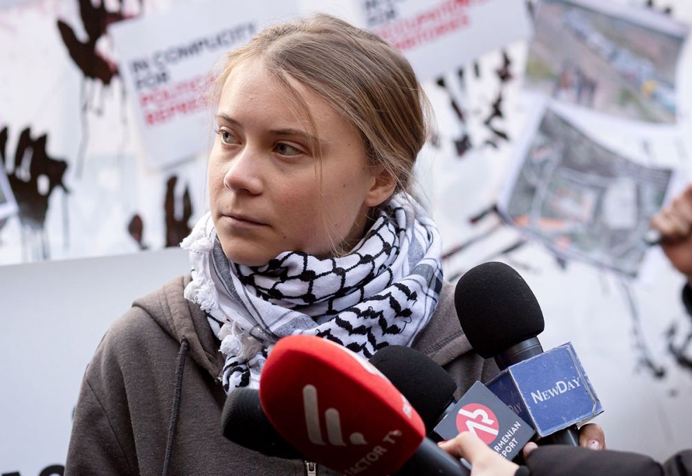 Flottan som ska avg&aring; fr&aring;n Spanien v&auml;ntas utg&ouml;ra det st&ouml;rsta f&ouml;rs&ouml;ket hittills att bryta den israeliska sj&ouml;blockaden mot Gaza.