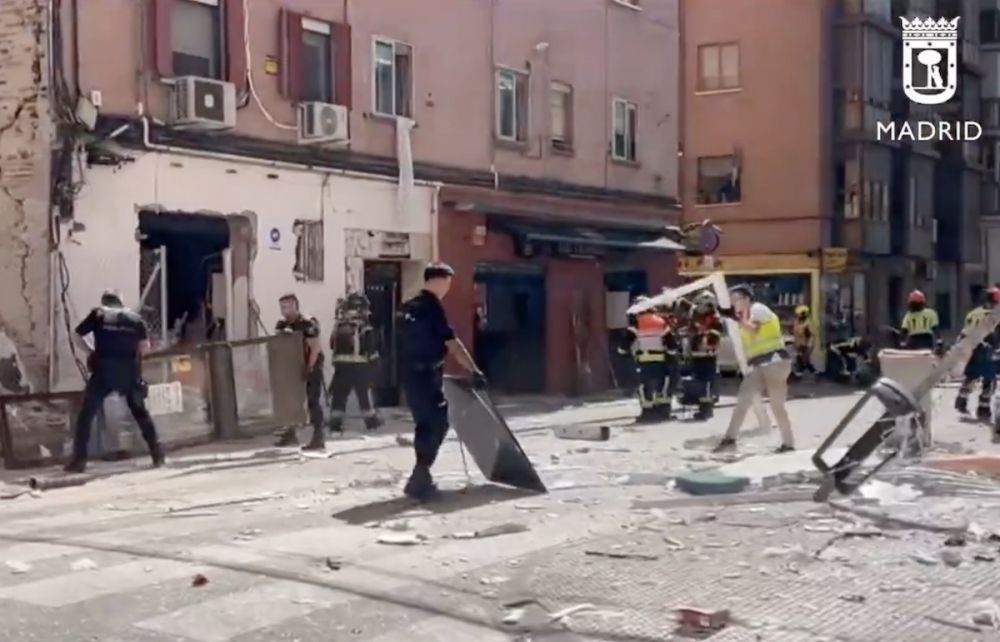 De flesta skadade vistades i en bar och orsaken till explosionen &auml;r &auml;nnu oklar. Foto: Emergencias Madrid