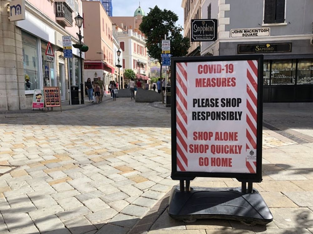 Med drygt 72 procent av befolkningen vaccinerad &aring;tervinner nu Gibraltarborna successivt sin frihet.