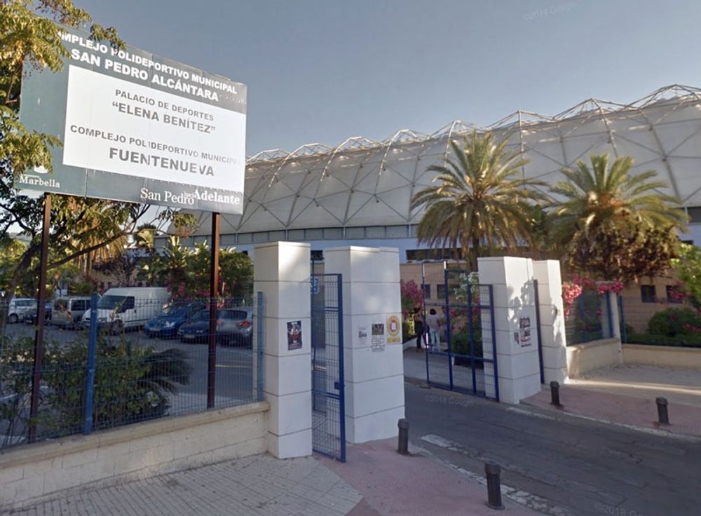 En av de tv&aring; st&auml;ngda simhallarna, i San Pedro Alc&aacute;ntara. Foto Google Maps